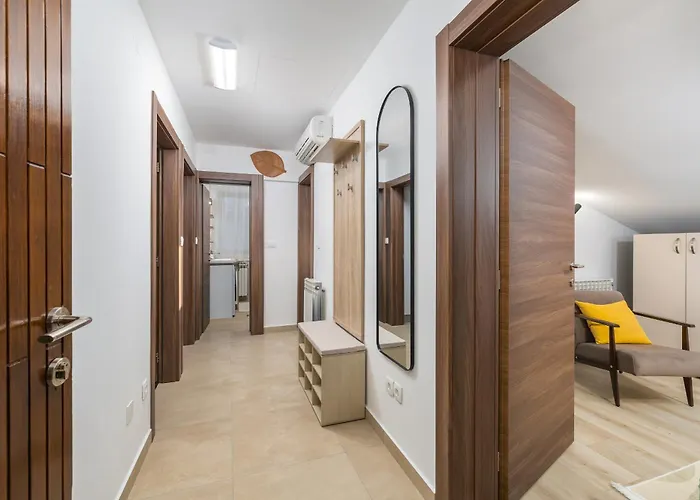 Afterglow 아파트 빈쿠란